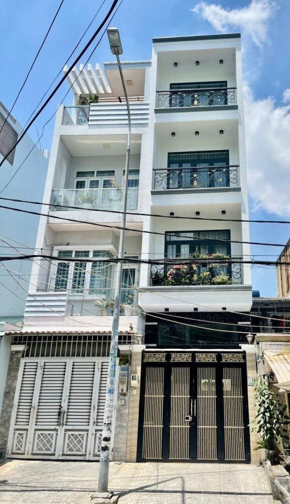 Таунхаус 77м² в Район 7, Вьетнам № 7873