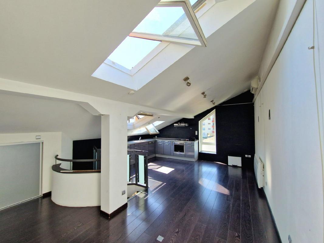 Dúplex de 2 dormitorios en Sarreguemines, France No. 261157