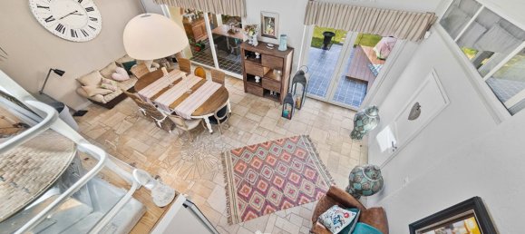 8 bedrooms House in Metz, France No. 332157 12