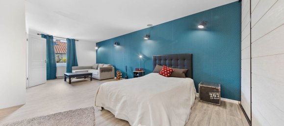 8 bedrooms House in Metz, France No. 332157 10