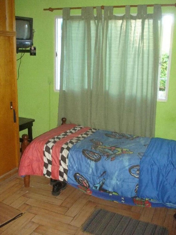 2 bedrooms House in Moron, Argentina No. 75213