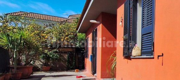 Вилла с 3 спальнями в Скафати, Италия № 10010 20