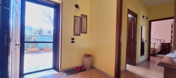 Вилла с 3 спальнями в Скафати, Италия № 10010 2