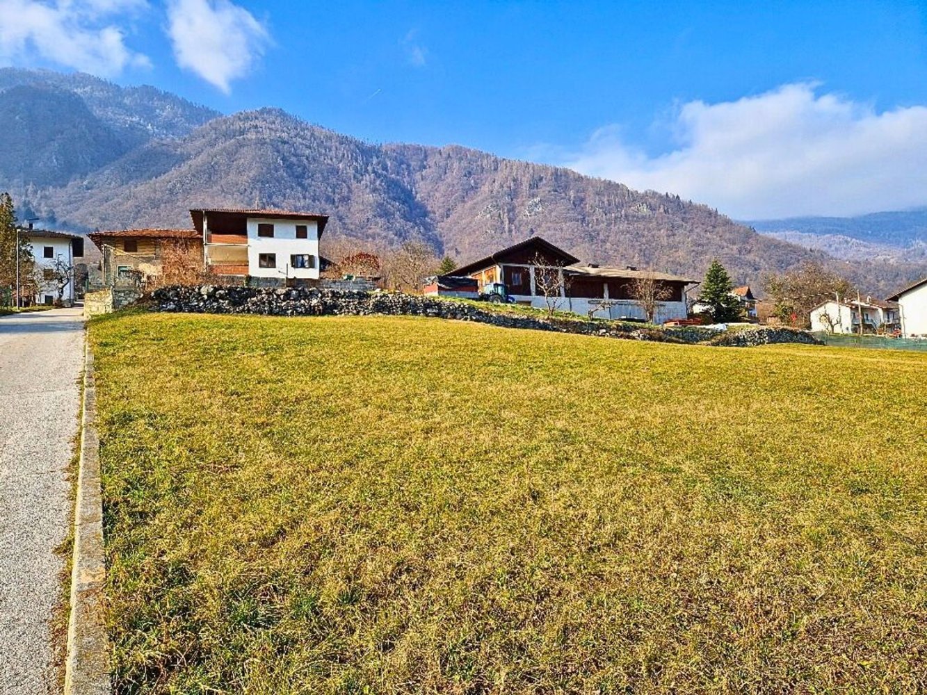 Terreno en Roncegno Terme, Italy 1000 m² No. 137490