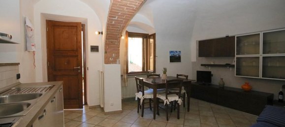 2 bedrooms House in Volterra, Italy No. 206 6