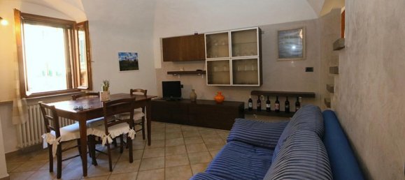 2 bedrooms House in Volterra, Italy No. 206 4