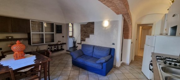 2 bedrooms House in Volterra, Italy No. 206 3