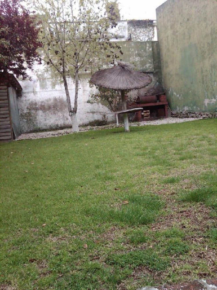 4 bedrooms House in Mar del Plata, Argentina No. 76781