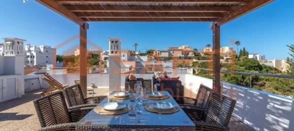 Casa de 2 dormitorios en Lagoa, Portugal No. 100189 14