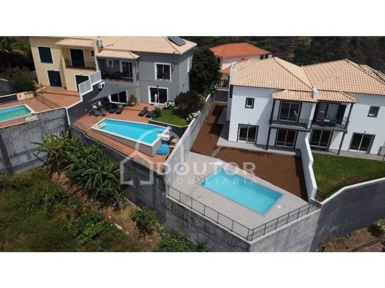 3 غرف نوم منزل في Ponta do Sol, Portugal رقم 300957