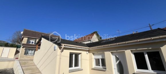 3 bedrooms House in Meaux, France No. 317931 2