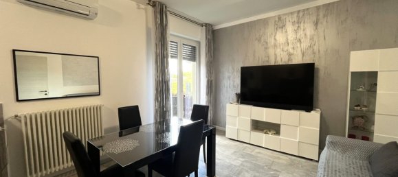 4 bedrooms Apartment in Florence, Italy No. 333330 2