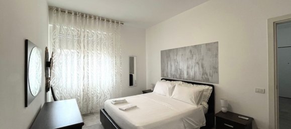 4 bedrooms Apartment in Florence, Italy No. 333330 15