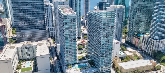 2 غرف نوم عقار تجاري في Miami, الولايات المتحدة رقم 615418 17