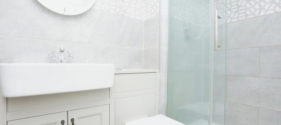 2 bedrooms Apartment in London, United Kingdom No. 10818 9