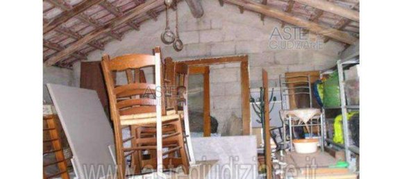 8 rooms Apartment in Mendicino, Italy No. 182532 45