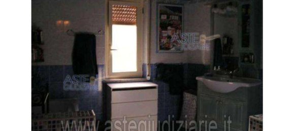 8 rooms Apartment in Mendicino, Italy No. 182532 23