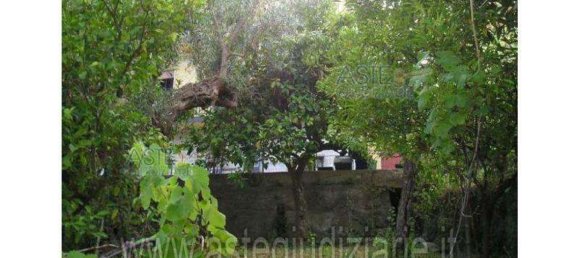 8 rooms Apartment in Mendicino, Italy No. 182532 38