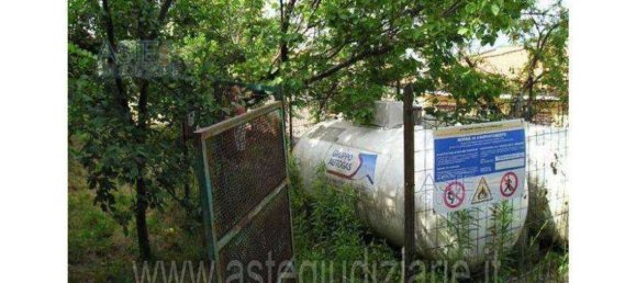 8 rooms Apartment in Mendicino, Italy No. 182532 39