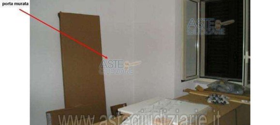 8 rooms Apartment in Mendicino, Italy No. 182532 5