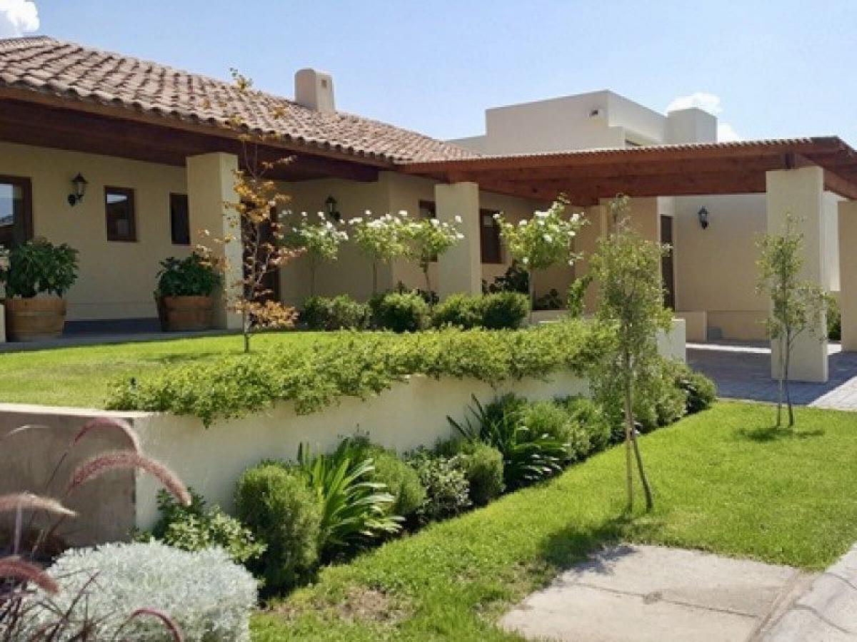 4 bedrooms House in Chacabuco, Chile No. 1655