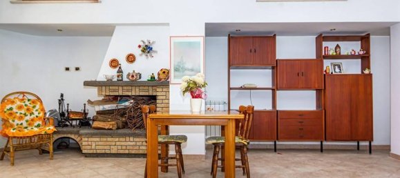 4 rooms Villa in San Cesareo, Italy No. 20458 24