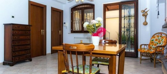 4 rooms Villa in San Cesareo, Italy No. 20458 3