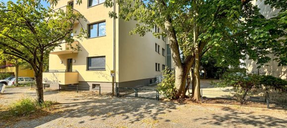 Квартира с 2 спальнями в Райниккендорф, Германия № 44231 10