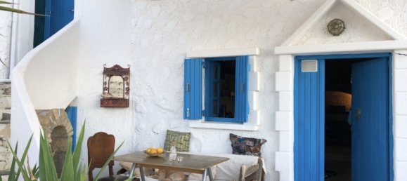 33m² House for sale in Heraklion, Crete, Greece № 105012 3