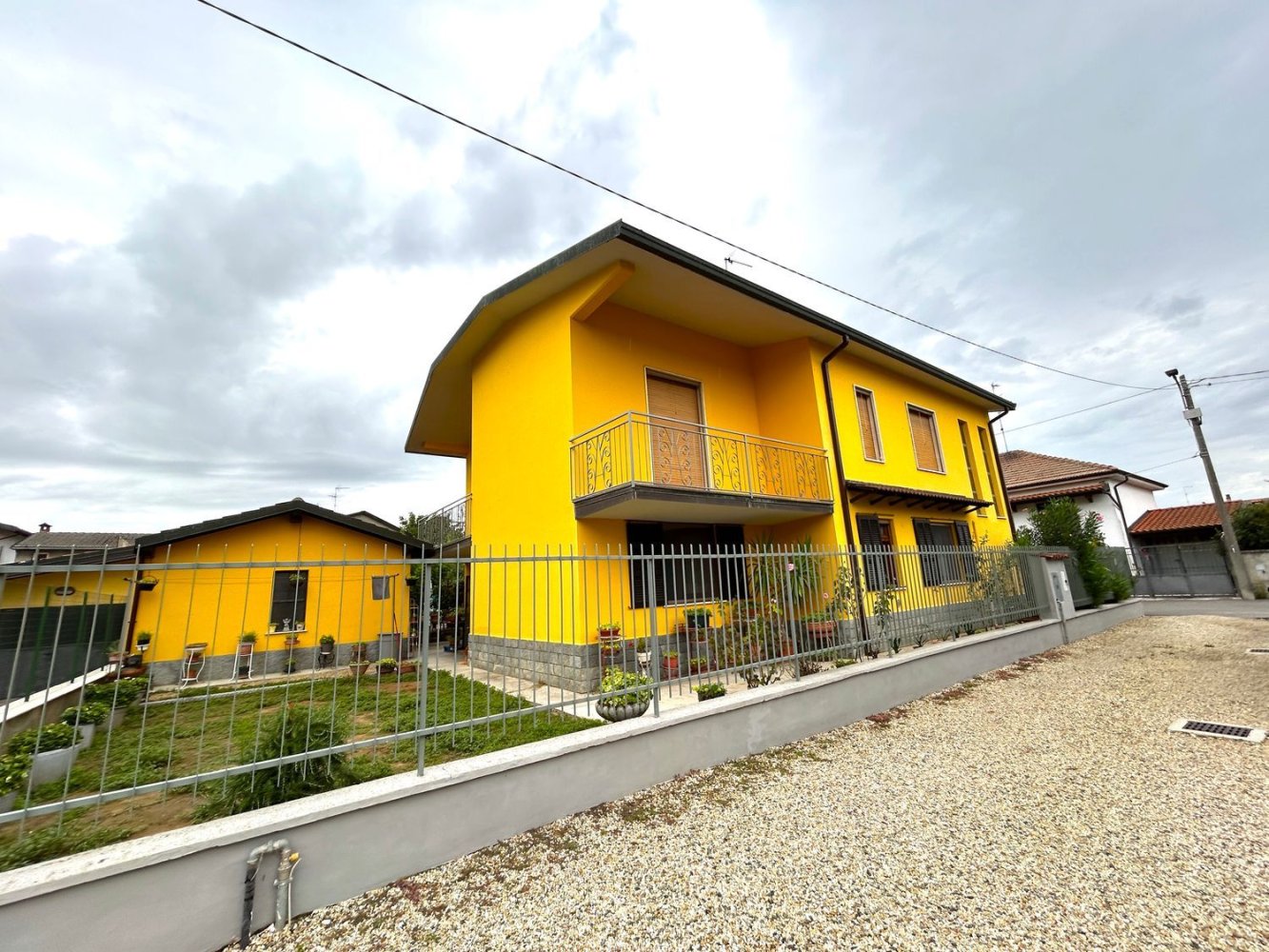 4غرفة فيلا في Garlasco, Italy رقم 332719