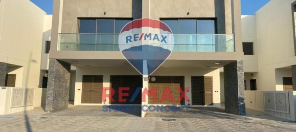 2 bedrooms Townhouse in Yas Island, UAE No. 37130 2