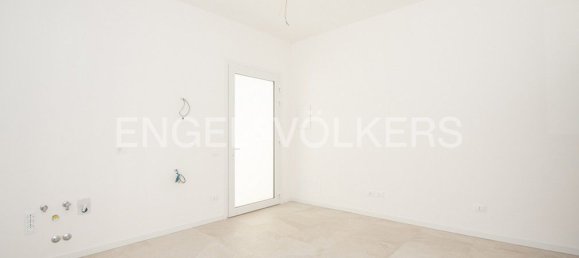 1 Schlafzimmer Gewerbliche Immobilie in Jesolo, Italy, Nr. 102237 3