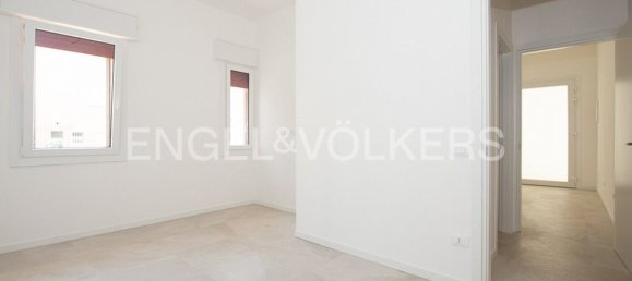 1 Schlafzimmer Gewerbliche Immobilie in Jesolo, Italy, Nr. 102237 4