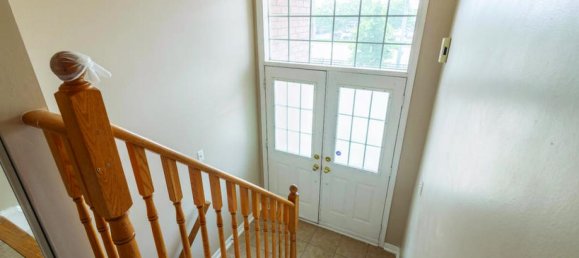 4 bedrooms House in Mississauga, Canada No. 679 7