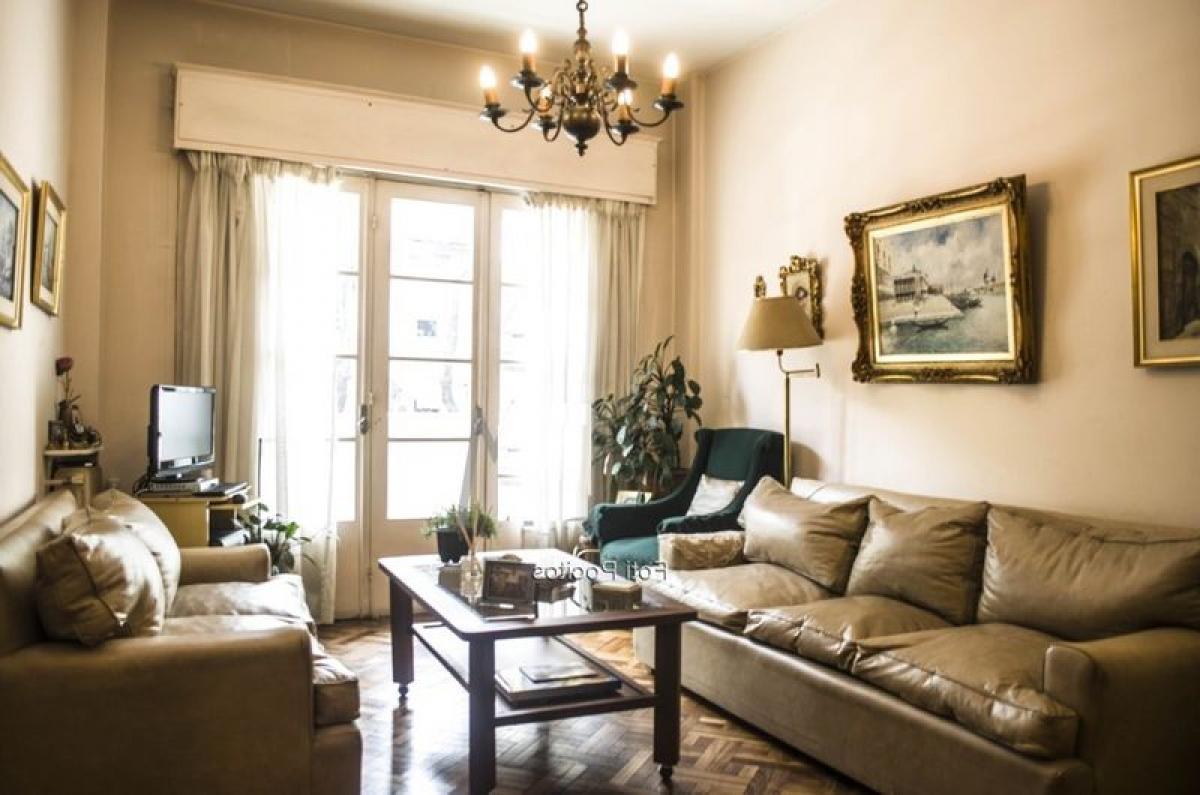 3 bedrooms Apartment in Montevideo, Uruguay No. 940