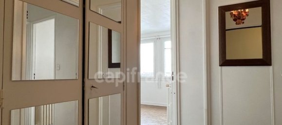 Квартира с 1 спальней в Орлеан, Франция № 52606 3