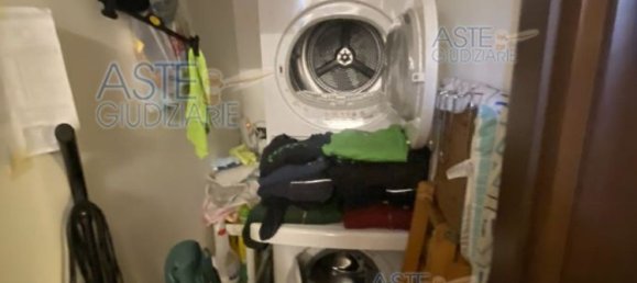 Apartamento de 4 habitaciónes en Pomezia, Italy No. 4533 11