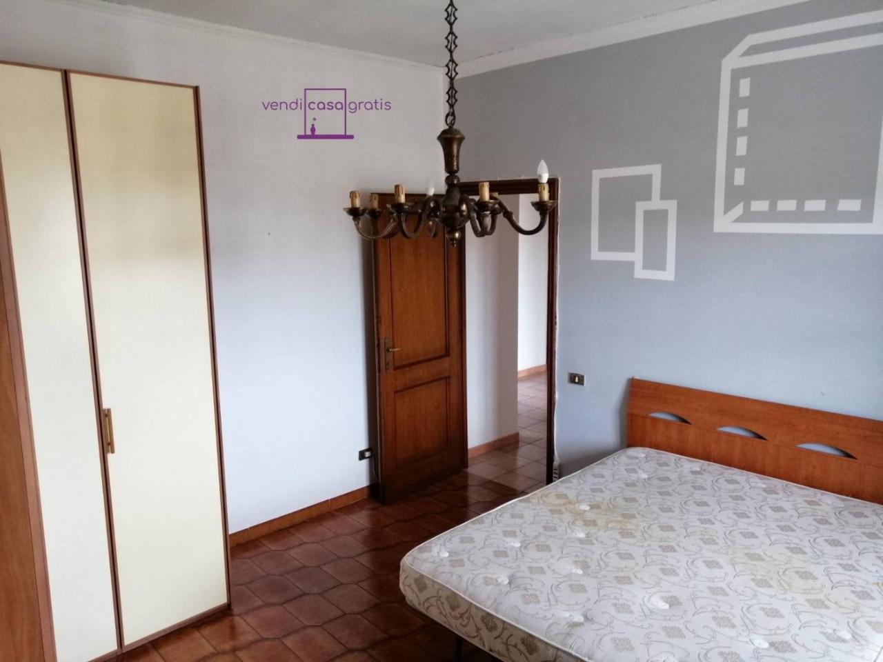 Villa de 4 habitaciónes en Rome, Italy No. 32004