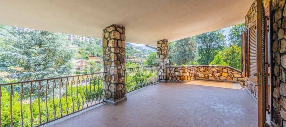 5 Schlafzimmer Villa in Alatri, Italy, Nr. 310483 3