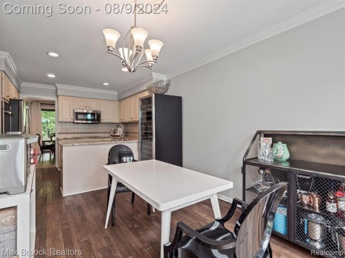 3 bedrooms House in Bingham Farms, USA No. 442314