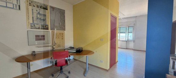 4-salle Appartement à Avezzano, Italy No. 19472 53