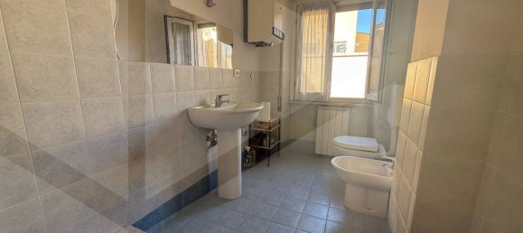 4-salle Appartement à Avezzano, Italy No. 19472 73