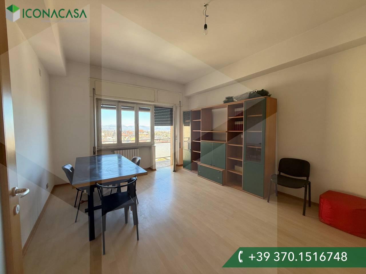 4-salle Appartement à Avezzano, Italy No. 19472