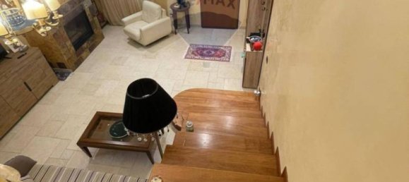 Villa de 3 dormitorios en Trani, Italy No. 347777 15