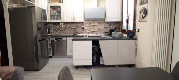 3غرفة شقة في Valsamoggia, Italy رقم 19129 15