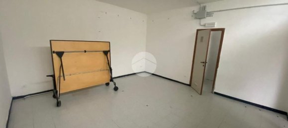 Gewerbliche Immobilie in Cogoleto, Italy 90m², Nr. 164461 14