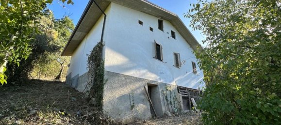 Дом с 4 комнатами в Леттоманоппелло, Италия № 104758 4