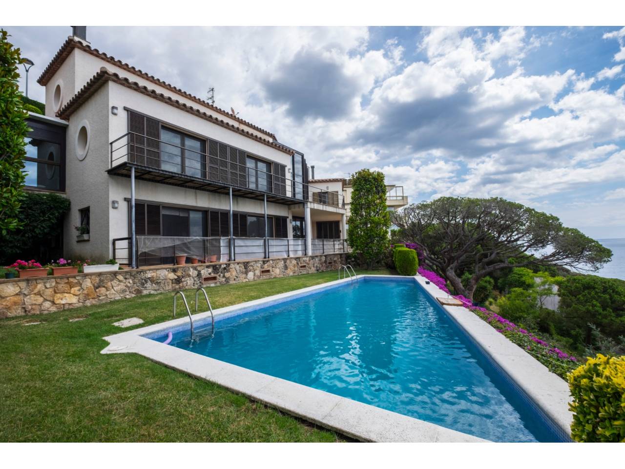 Дом с 5 спальнями в Сант-Фелиу-де-Гиксолс, Испания № 203834