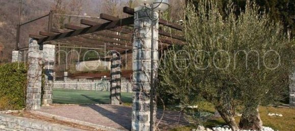 5 bedrooms Villa in Cernobbio, Italy No. 264197 14