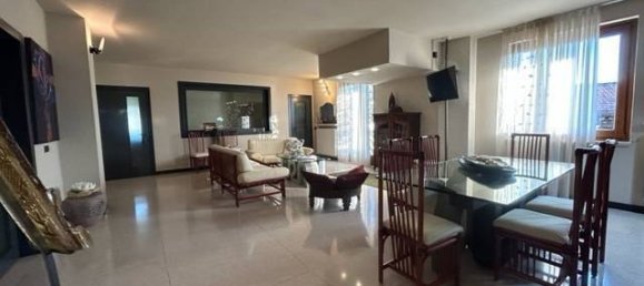 4 chambres Villa à Palazzolo sull'Oglio, Italy No. 65388 2